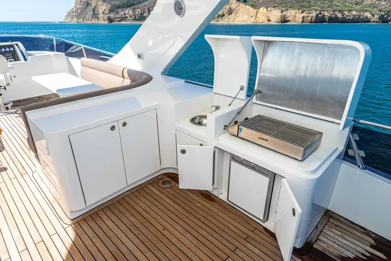 Slide: The Image of Massimo 72' Flybridge Motor Yacht 2023 - 15