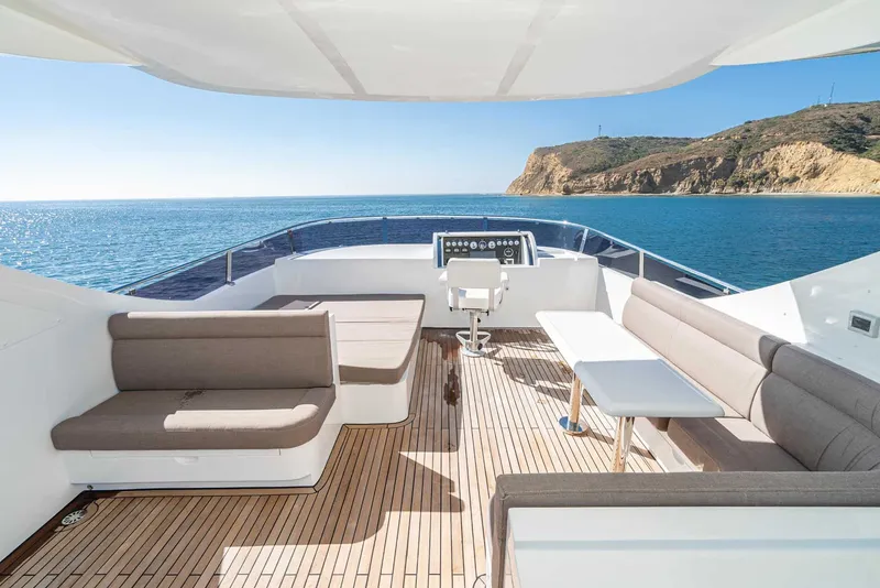 Slide: The Image of Massimo 72' Flybridge Motor Yacht 2023 - 17