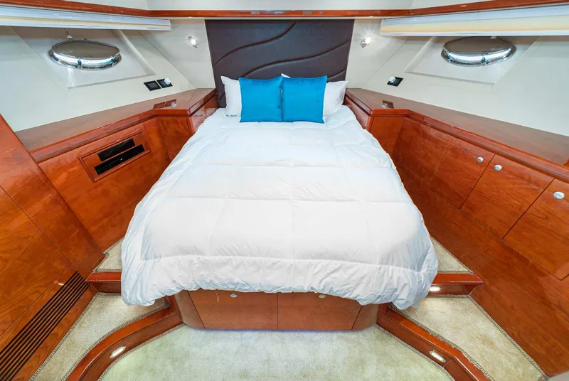 Slide: The Image of Massimo 72' Flybridge Motor Yacht 2023 - 50