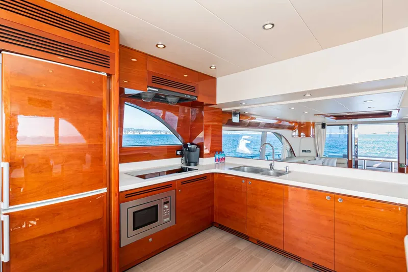 Slide: The Image of Massimo 72' Flybridge Motor Yacht 2023 - 37
