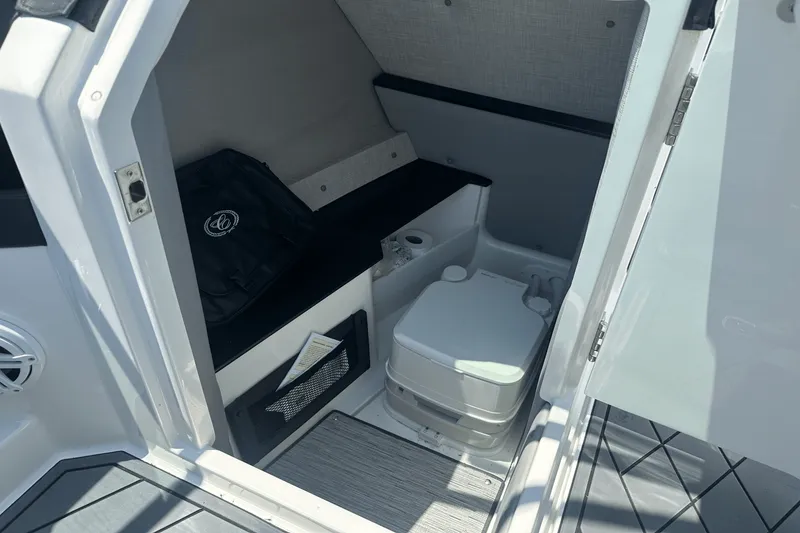 Slide: The Image of Cobalt R6 2021 - 11