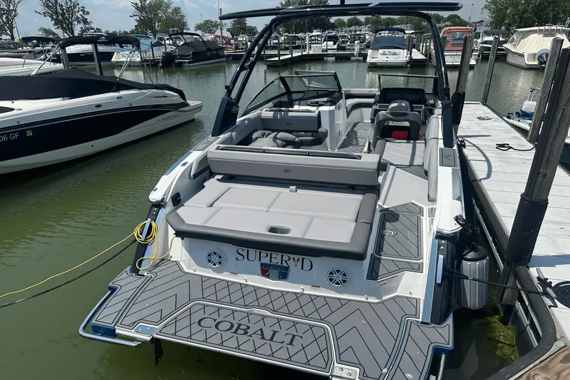 Slide: The Image of Cobalt R6 2021 - 2