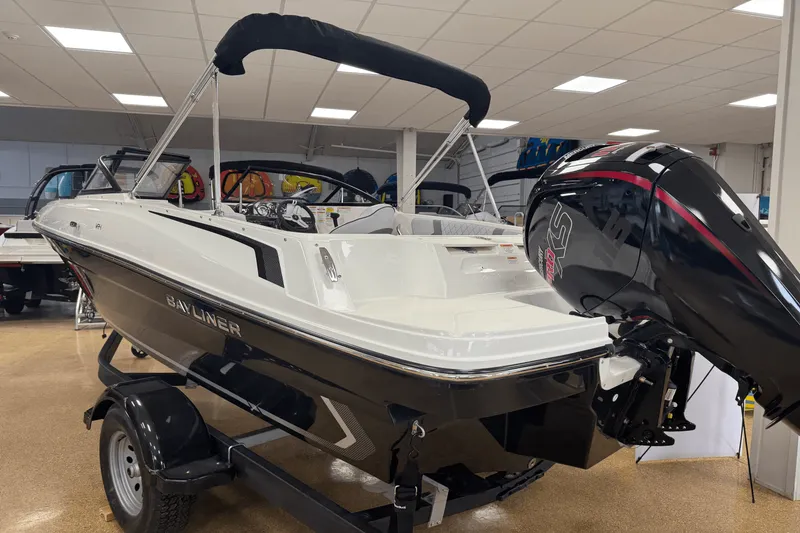 Slide: The Image of Bayliner VR4OB 2025 - 16