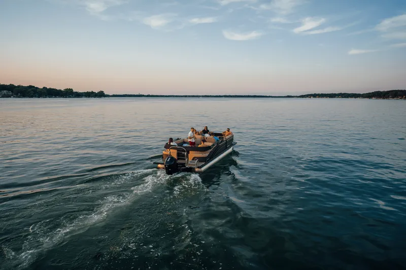 Slide: The Image of Harris 230 Cruiser 2025 - 12