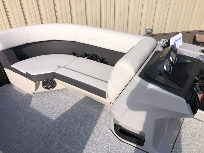 Slide: The Image of Harris 210 Cruiser 2025 - 11