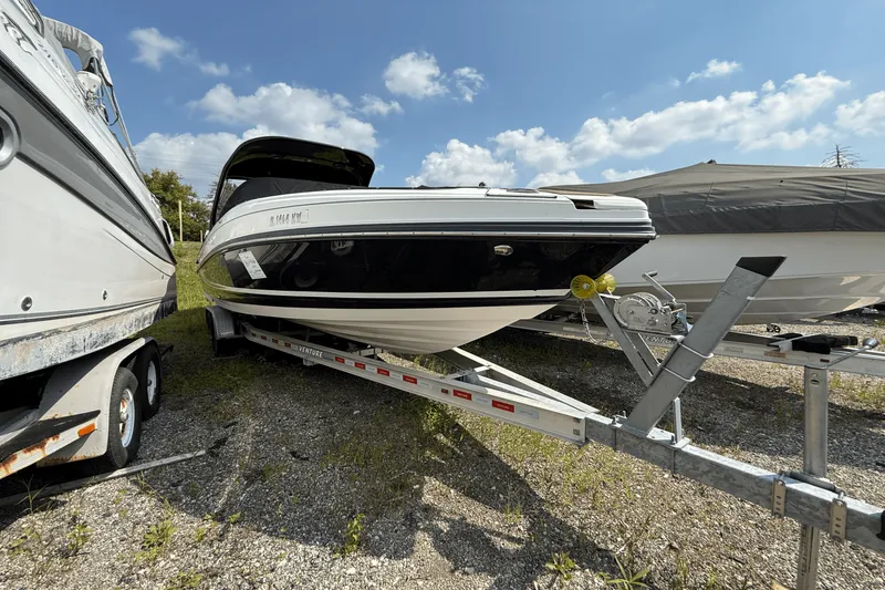 Slide: The Image of Rinker CAPTIVA 276BR 2015 - 1