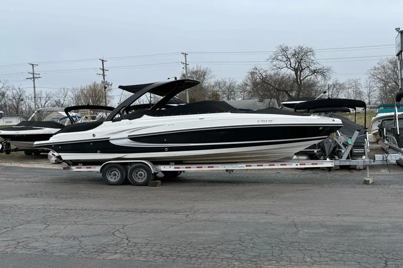 Slide: The Image of Rinker CAPTIVA 276BR 2015 - 15