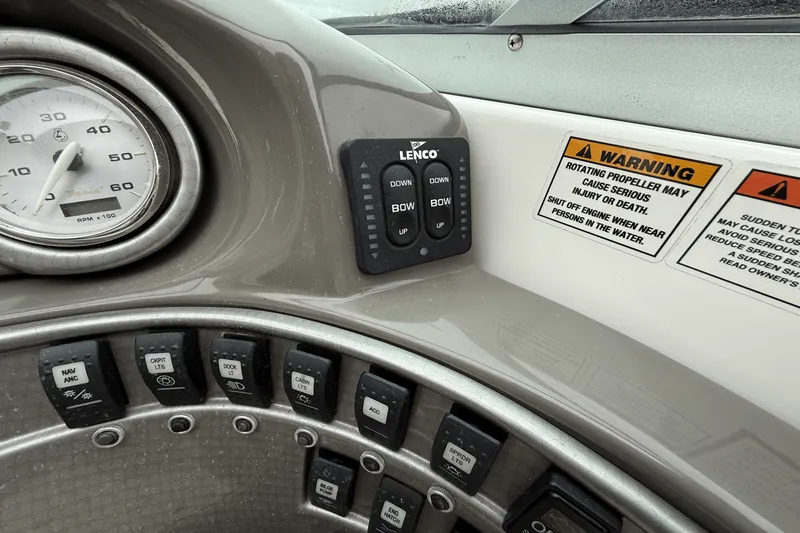 Slide: The Image of Rinker CAPTIVA 276BR 2015 - 22