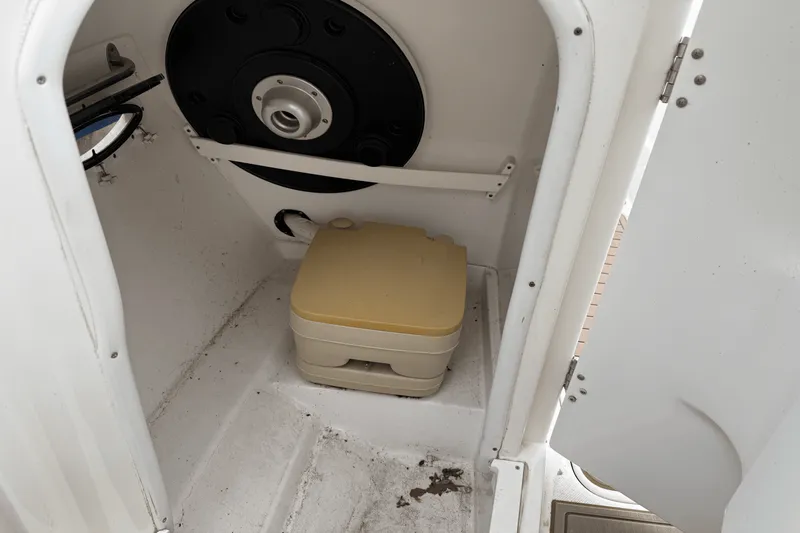 Slide: The Image of Rinker CAPTIVA 276BR 2015 - 34