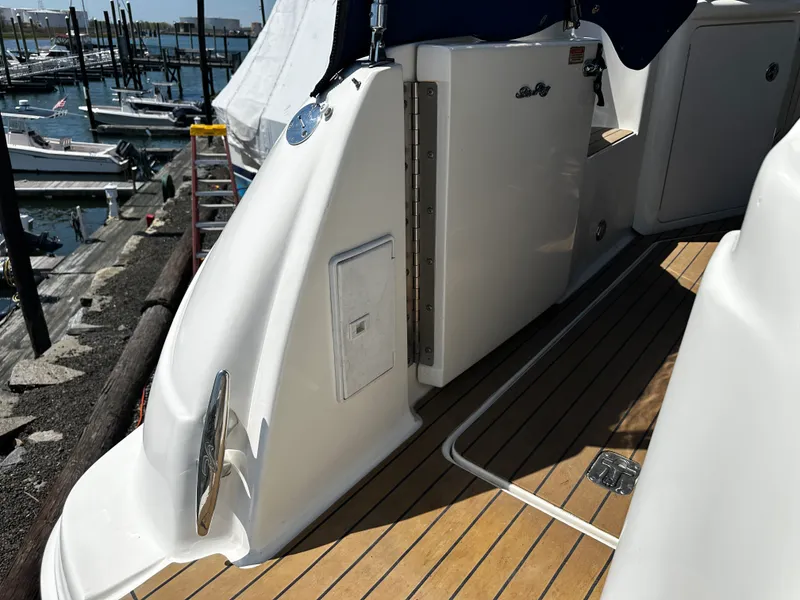 Slide: The Image of Sea Ray 380 Sundancer 2003 - 10