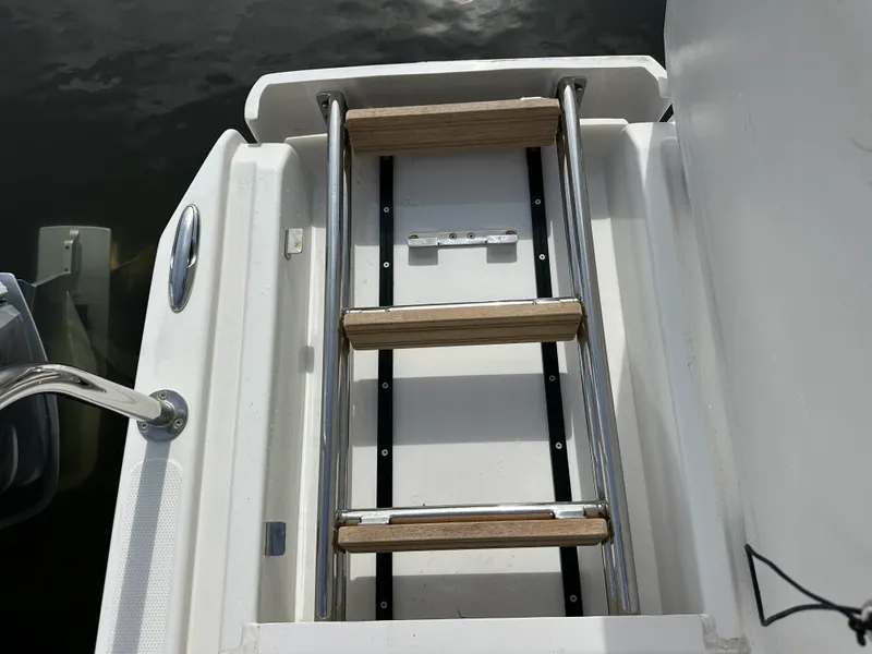 Slide: The Image of Aquila 32 SPORT 2024 - 31