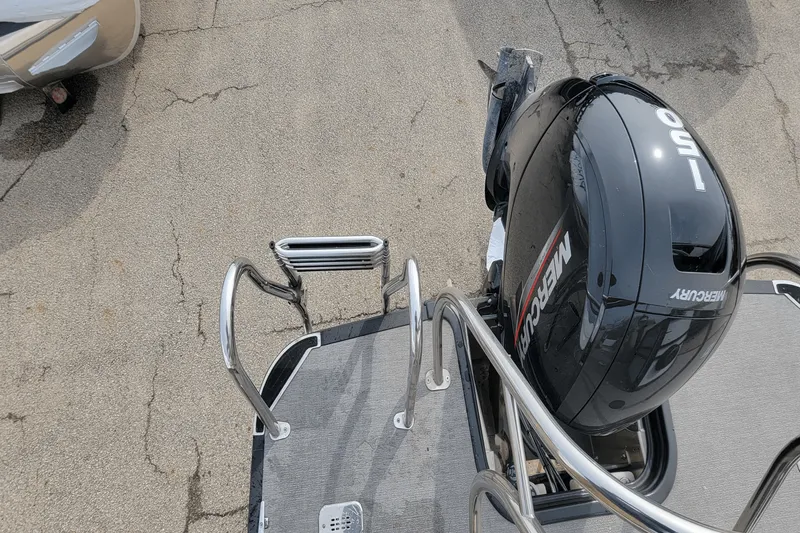 Slide: The Image of Sylvan L3LZTT 2021 - 24