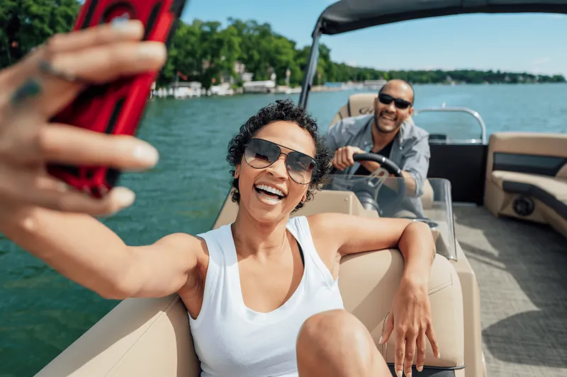 Slide: The Image of Harris 230 Cruiser 2025 - 3