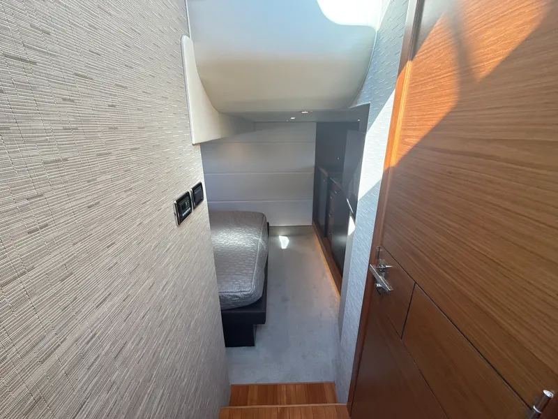 Slide: The Image of Tiara 53 COUPE 2018 - 33