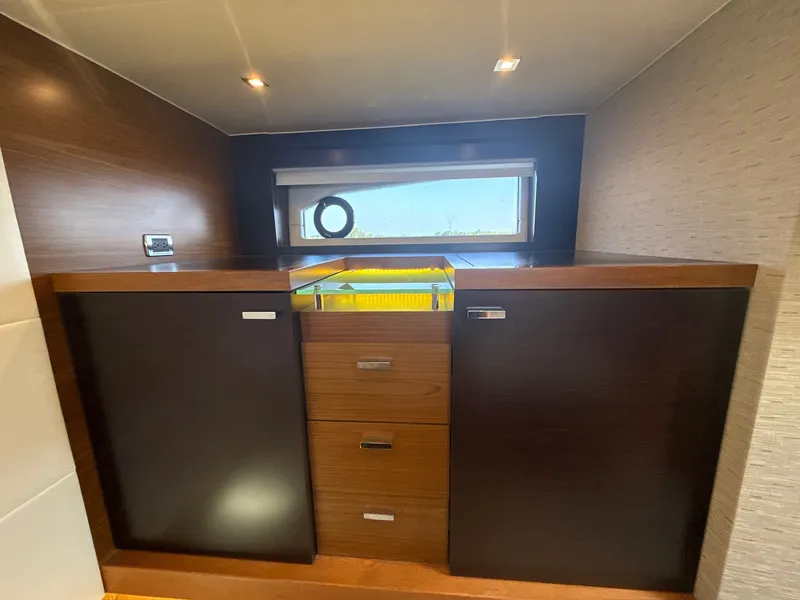 Slide: The Image of Tiara 53 COUPE 2018 - 35