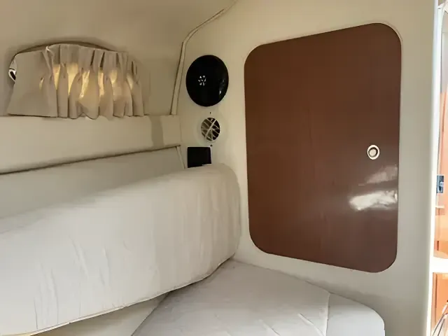 Slide: The Image of Sea Ray 240 Sundancer 2007 - 25