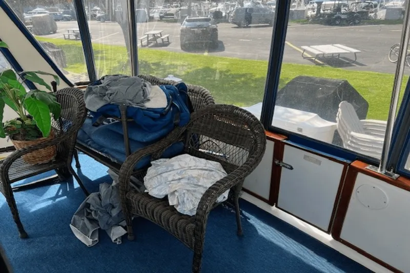 Slide: The Image of Sea Ray 380 AFT CABIN 1990 - 3