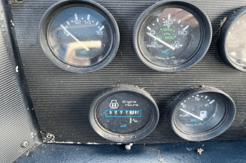 Slide: The Image of Sea Ray 380 AFT CABIN 1990 - 6