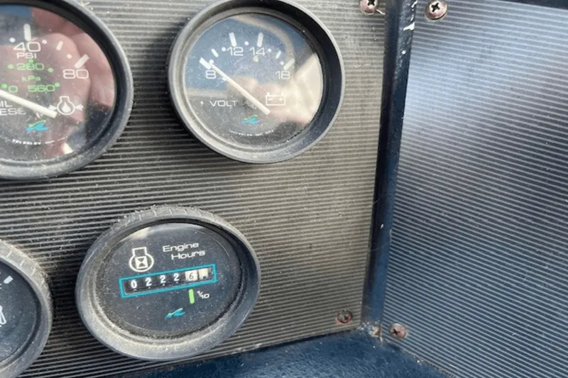 Slide: The Image of Sea Ray 380 AFT CABIN 1990 - 7