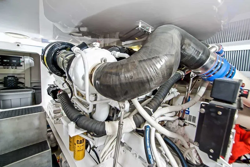 Slide: The Image of Viking 61 Convertible 2006 - 37