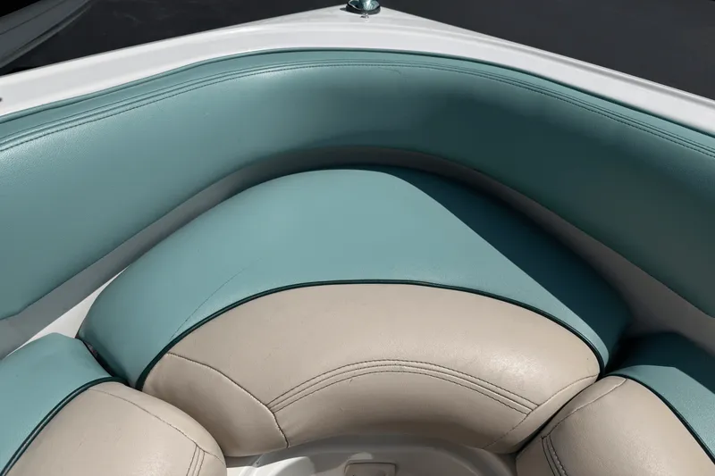 Slide: The Image of Mastercraft 230 MARISTAR 2000 - 16