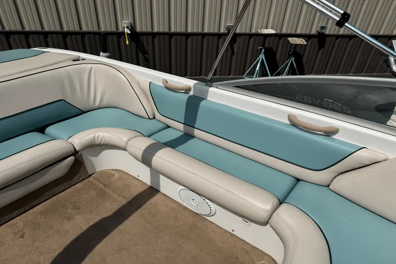 Slide: The Image of Mastercraft 230 MARISTAR 2000 - 31