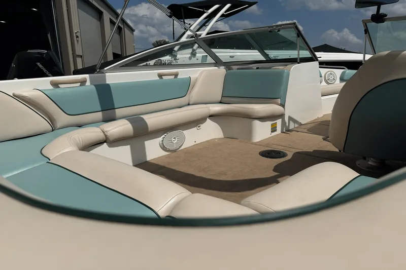 Slide: The Image of Mastercraft 230 MARISTAR 2000 - 39