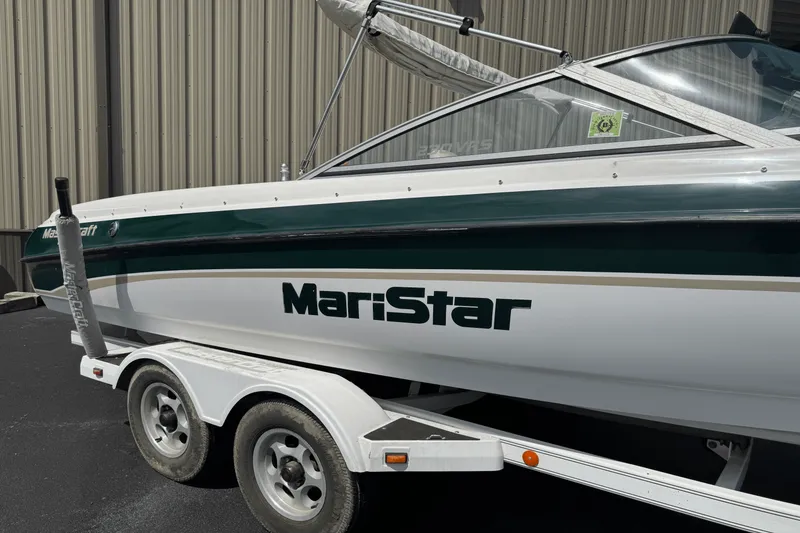Slide: The Image of Mastercraft 230 MARISTAR 2000 - 9