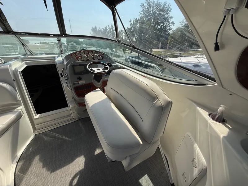 Slide: The Image of Bayliner 320SB 2008 - 10