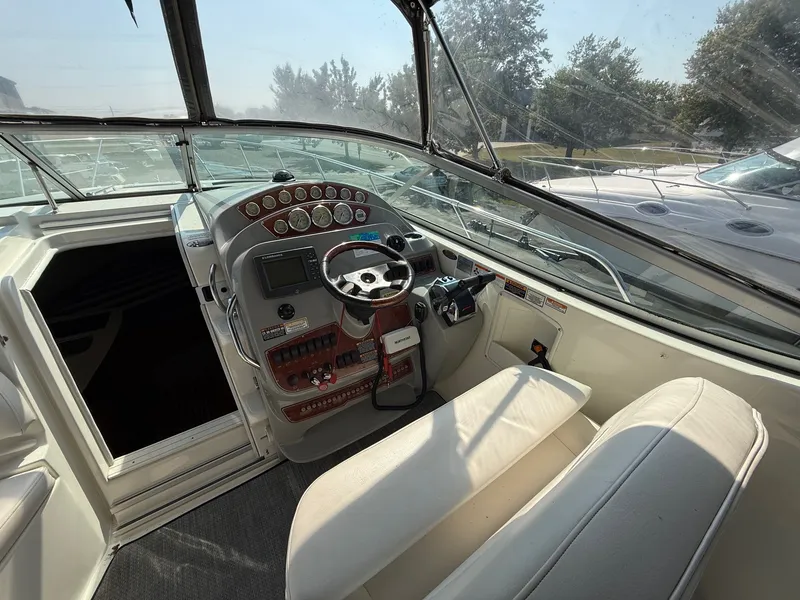 Slide: The Image of Bayliner 320SB 2008 - 11