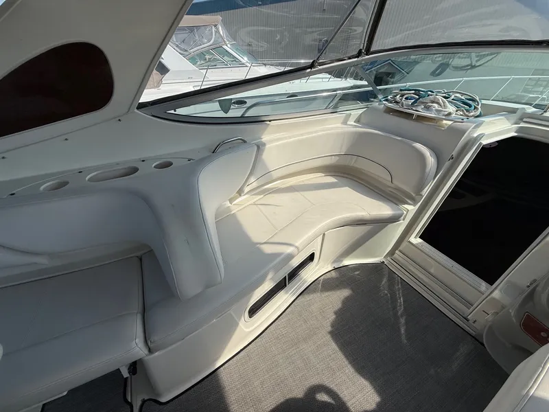 Slide: The Image of Bayliner 320SB 2008 - 7