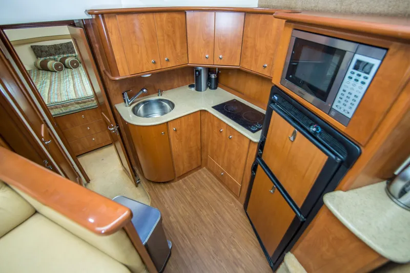 Slide: The Image of Silverton 36 Convertible 2007 - 20