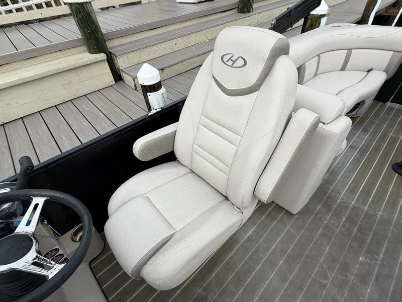 Slide: The Image of Harris 250 CRUISER 2019 - 16