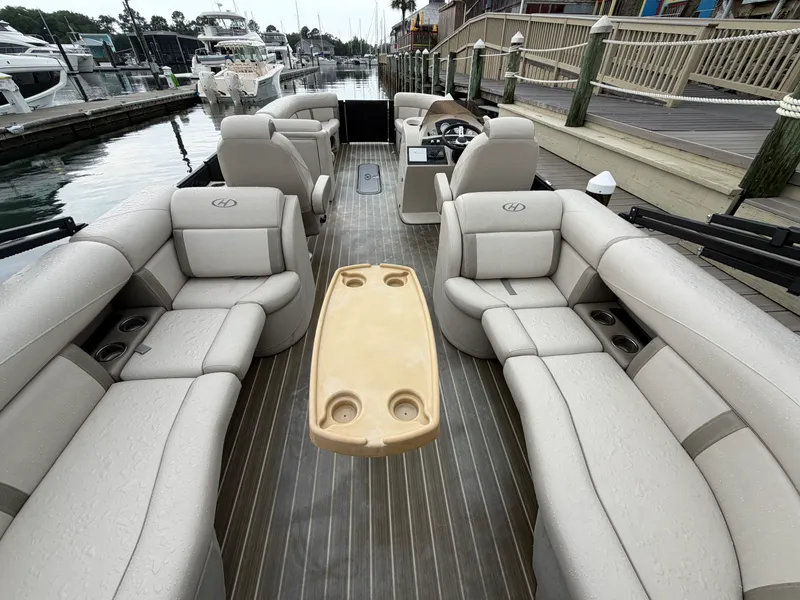 Slide: The Image of Harris 250 CRUISER 2019 - 23
