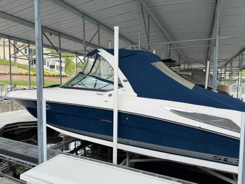 Slide: The Image of Sea Ray 300 SLX 2013 - 1
