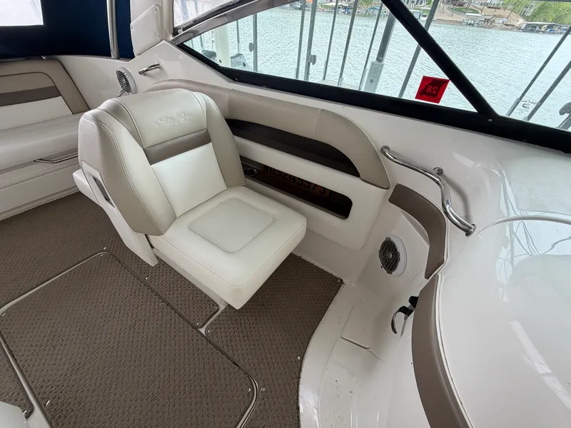 Slide: The Image of Sea Ray 300 SLX 2013 - 18