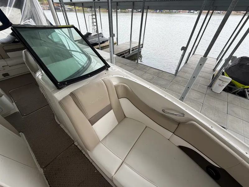 Slide: The Image of Sea Ray 300 SLX 2013 - 22