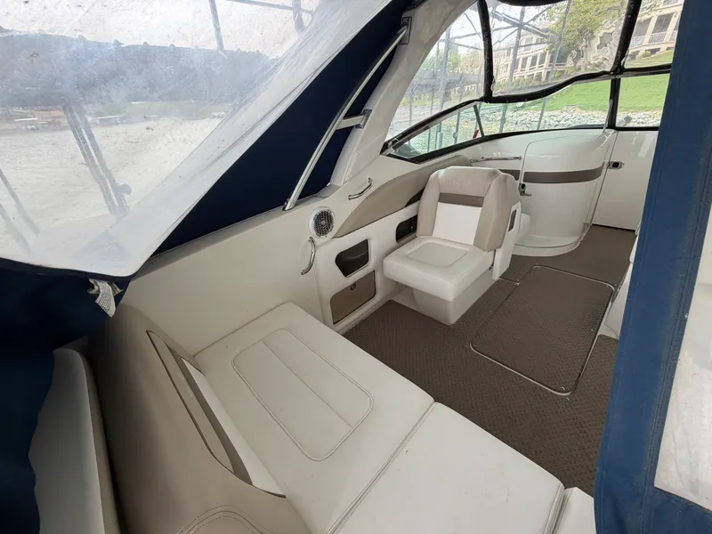 Slide: The Image of Sea Ray 300 SLX 2013 - 23
