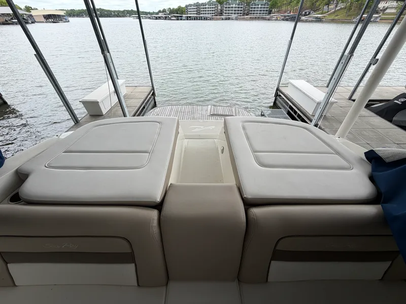 Slide: The Image of Sea Ray 300 SLX 2013 - 32