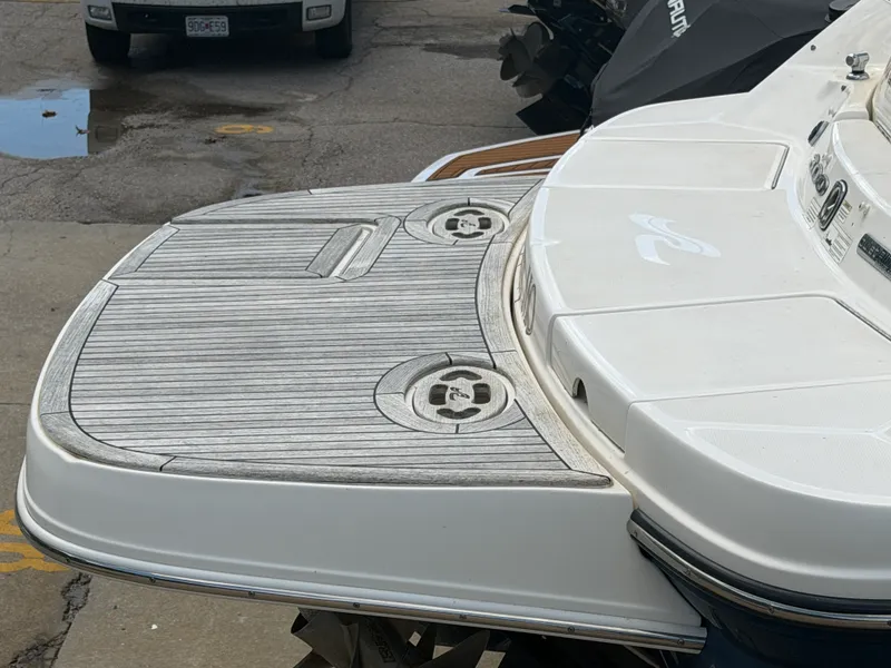 Slide: The Image of Sea Ray 300 SLX 2013 - 43