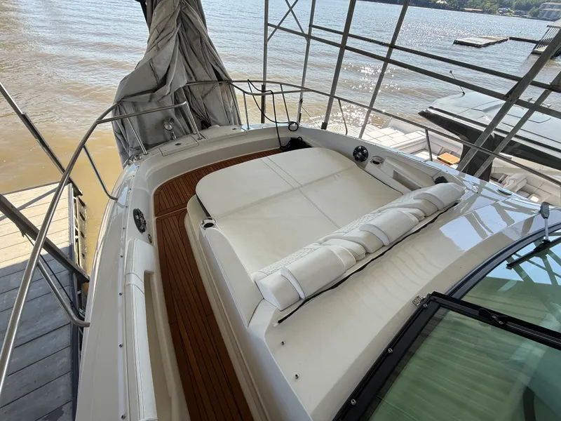 Slide: The Image of Sea Ray 320 DA 2020 - 15