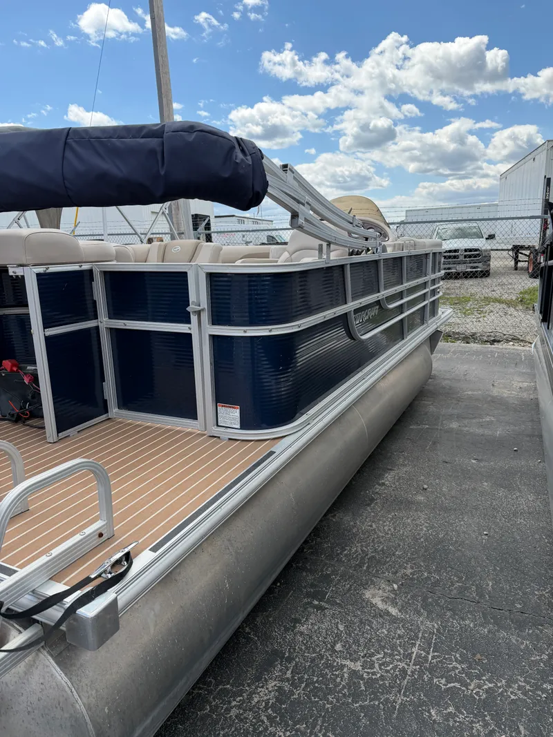 The Image of Starcraft STARDECK 206 CRUISE 2016 - 0