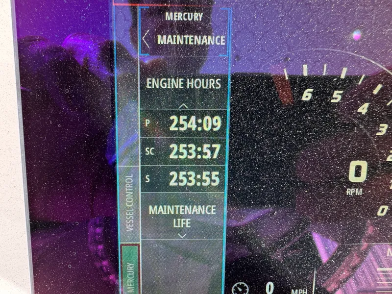 Slide: The Image of Intrepid 407 CUDDY 2019 - 15