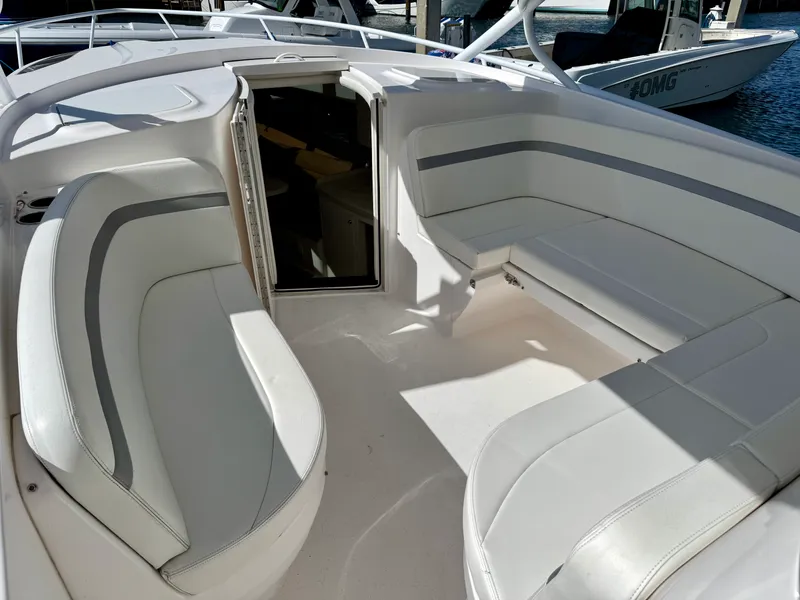 Slide: The Image of Intrepid 407 CUDDY 2019 - 23