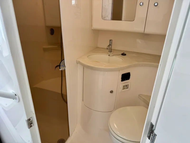 Slide: The Image of Intrepid 407 CUDDY 2019 - 25
