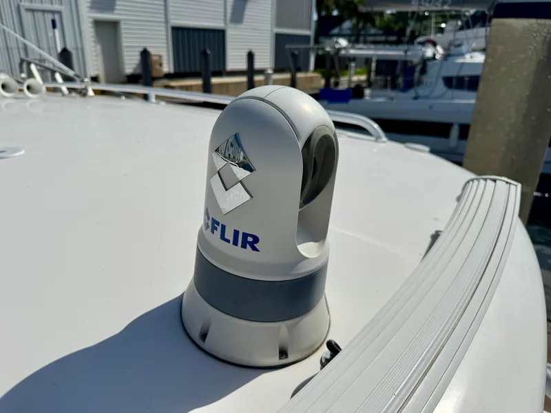 Slide: The Image of Intrepid 407 CUDDY 2019 - 9