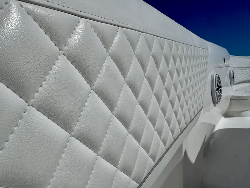 Slide: The Image of Intrepid 407 NOMAD FE 2024 - 13