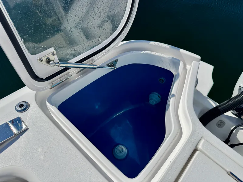 Slide: The Image of Intrepid 407 NOMAD FE 2024 - 19