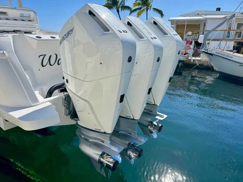 Slide: The Image of Intrepid 407 NOMAD FE 2024 - 4