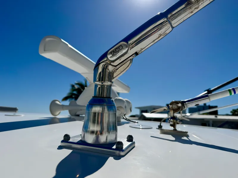 Slide: The Image of Intrepid 407 NOMAD FE 2024 - 5